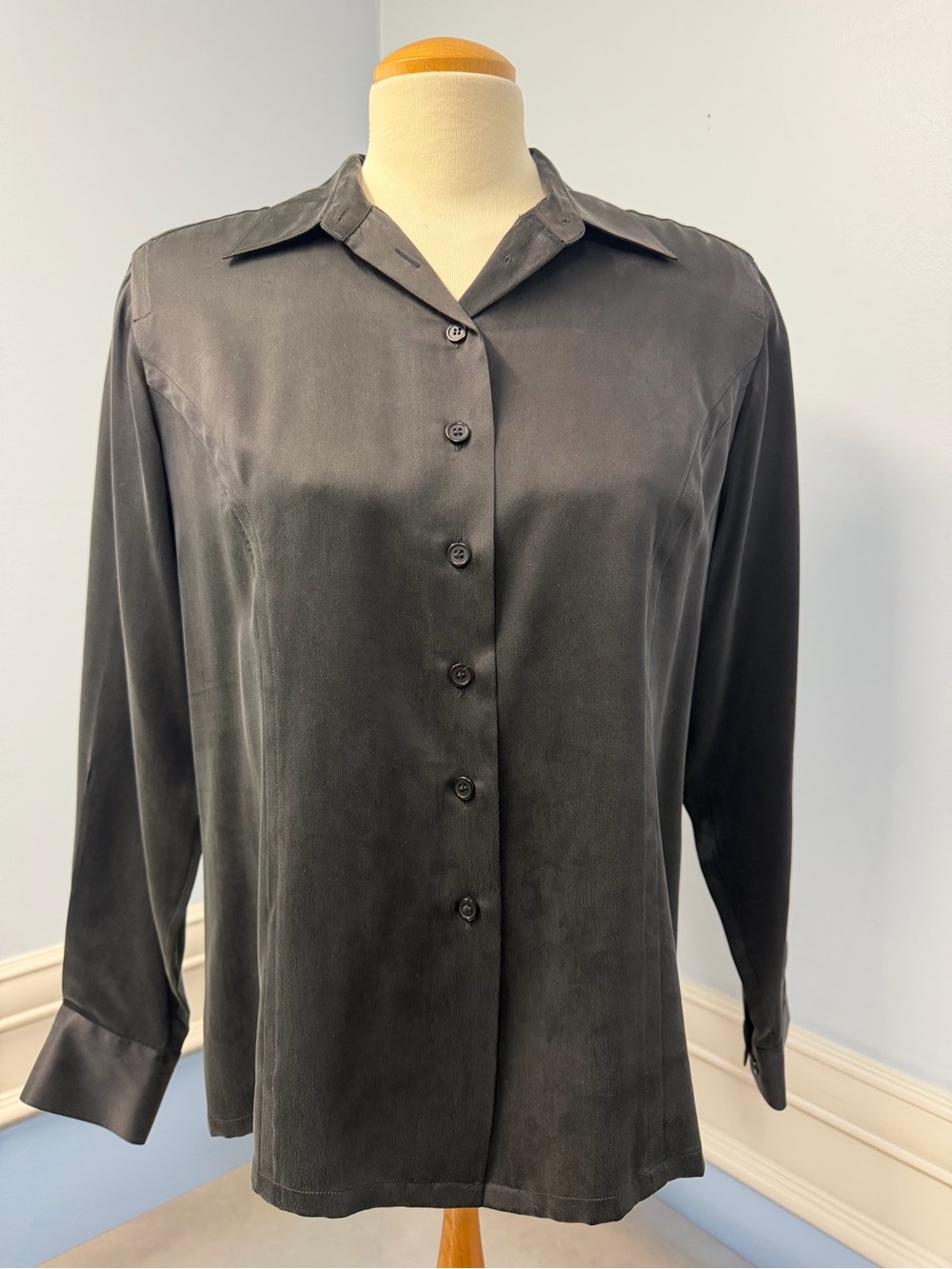 Cypress Grove silk fitted  Black Button-Front Long-Sleeve Shirt